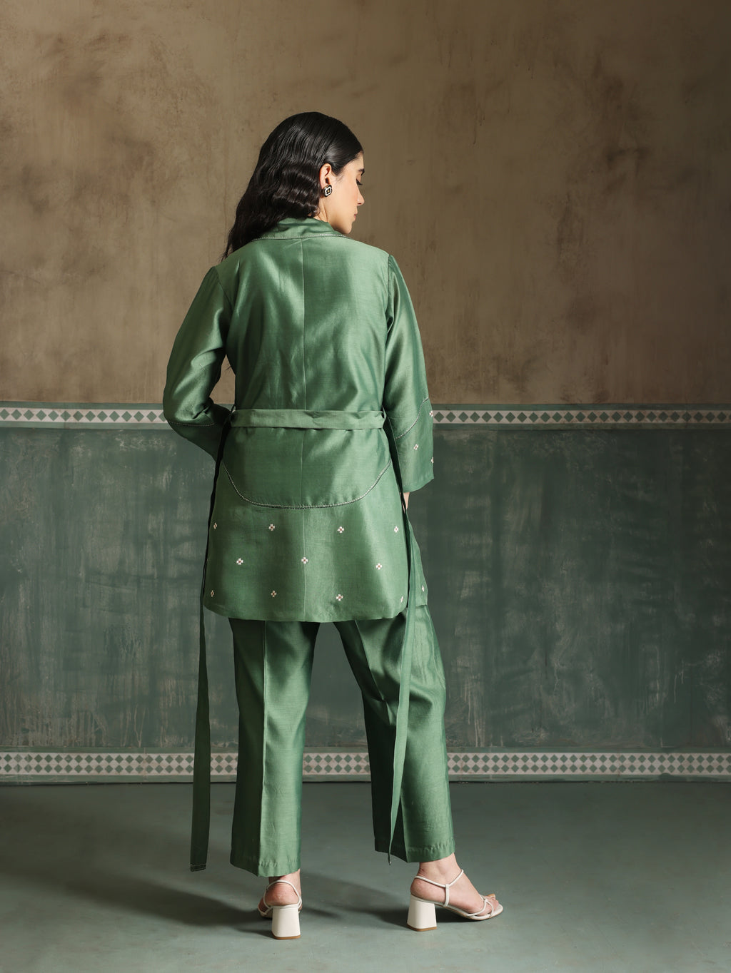 Amal Outfit