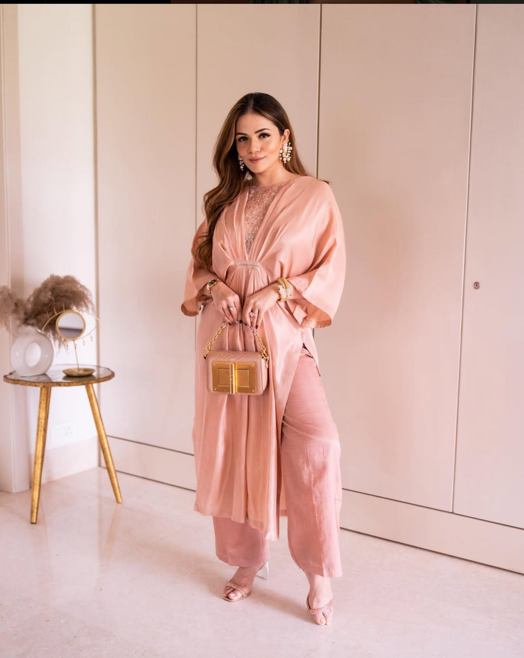 Chand Outfit