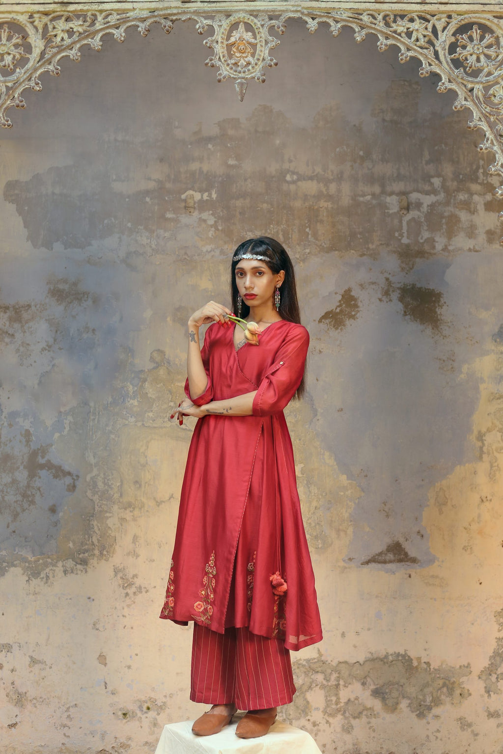 Ahilya Angrakha Outfit