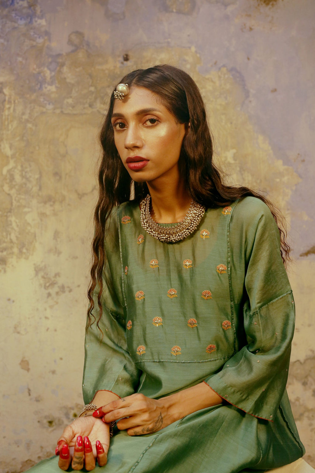 Genda Kalidar Outfit