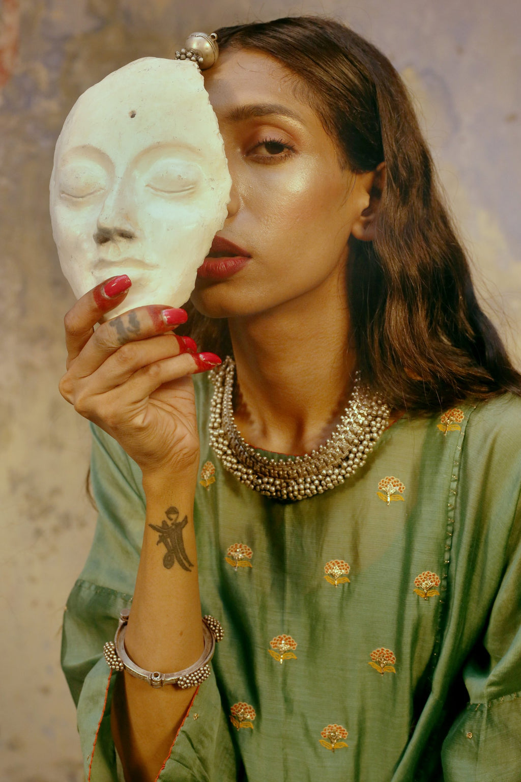 Genda Kalidar Outfit