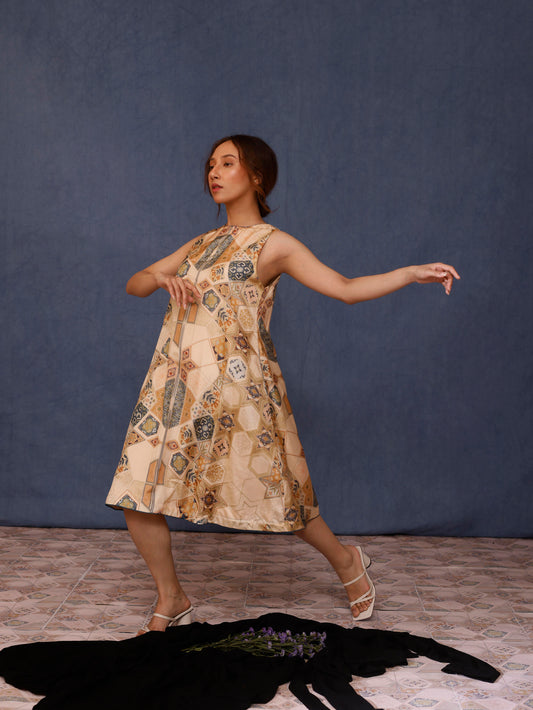 Arsia Dress
